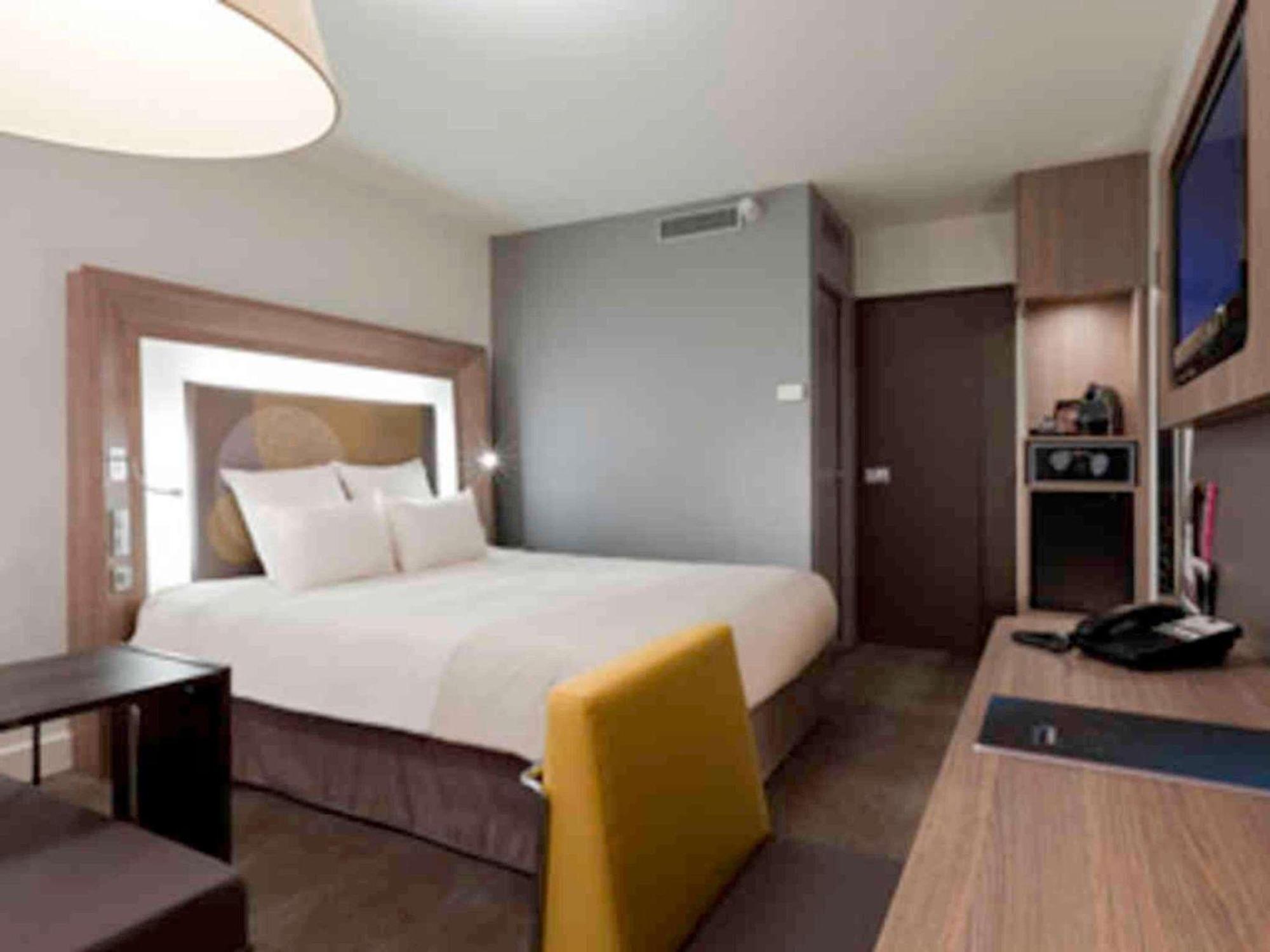 Novotel Paris Pont De Sevres Exterior photo